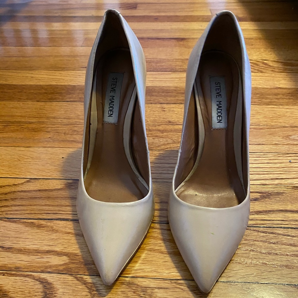 Steve Madden pumps